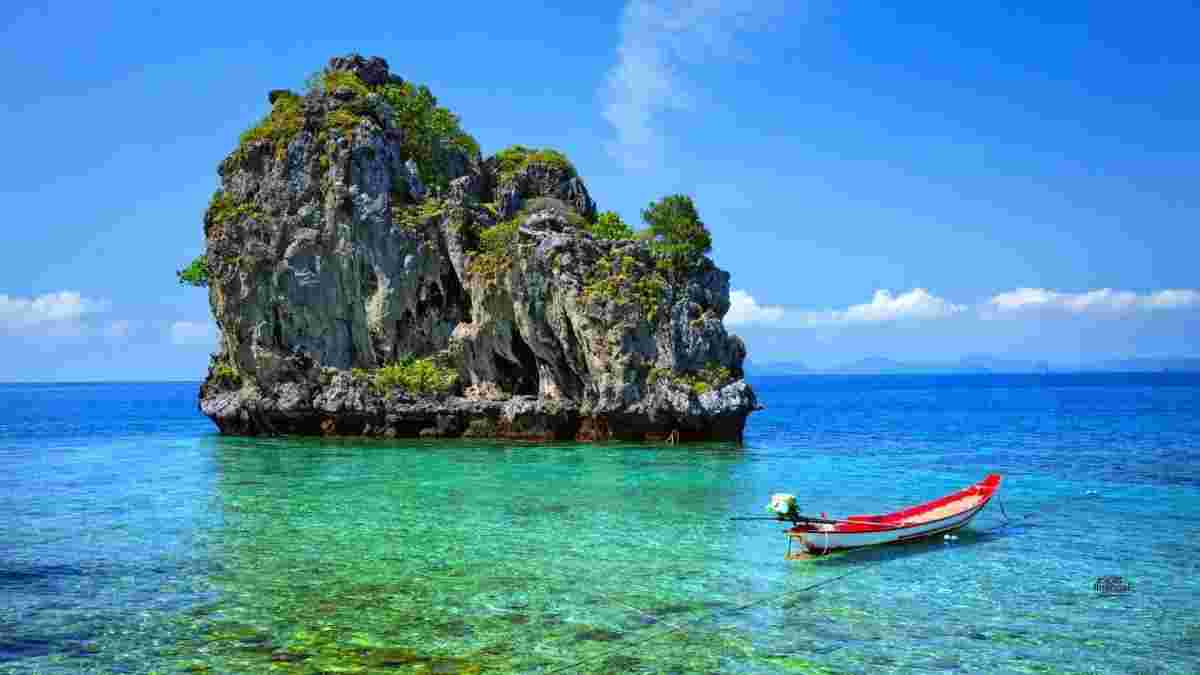 Thailand Tropical Mountain Regions: An Overview of Geographical and Climatic Assets.