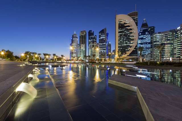 live in Qatar
