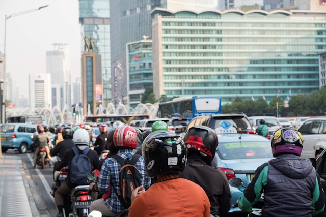 living in Jakarta transport